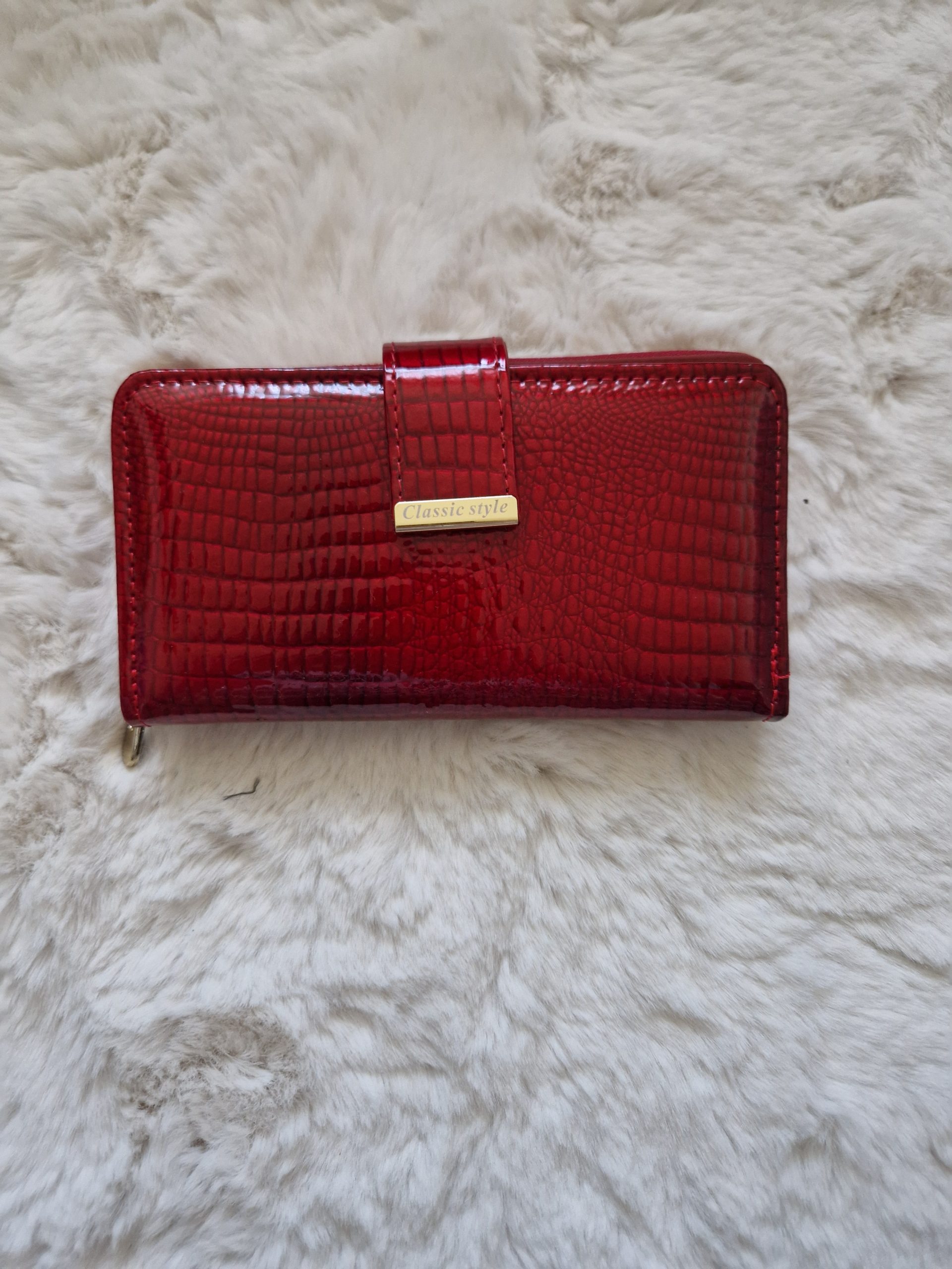 Classic Style női bőr pénztárca – piros, cipzáras, patentos, 9×17 cm
