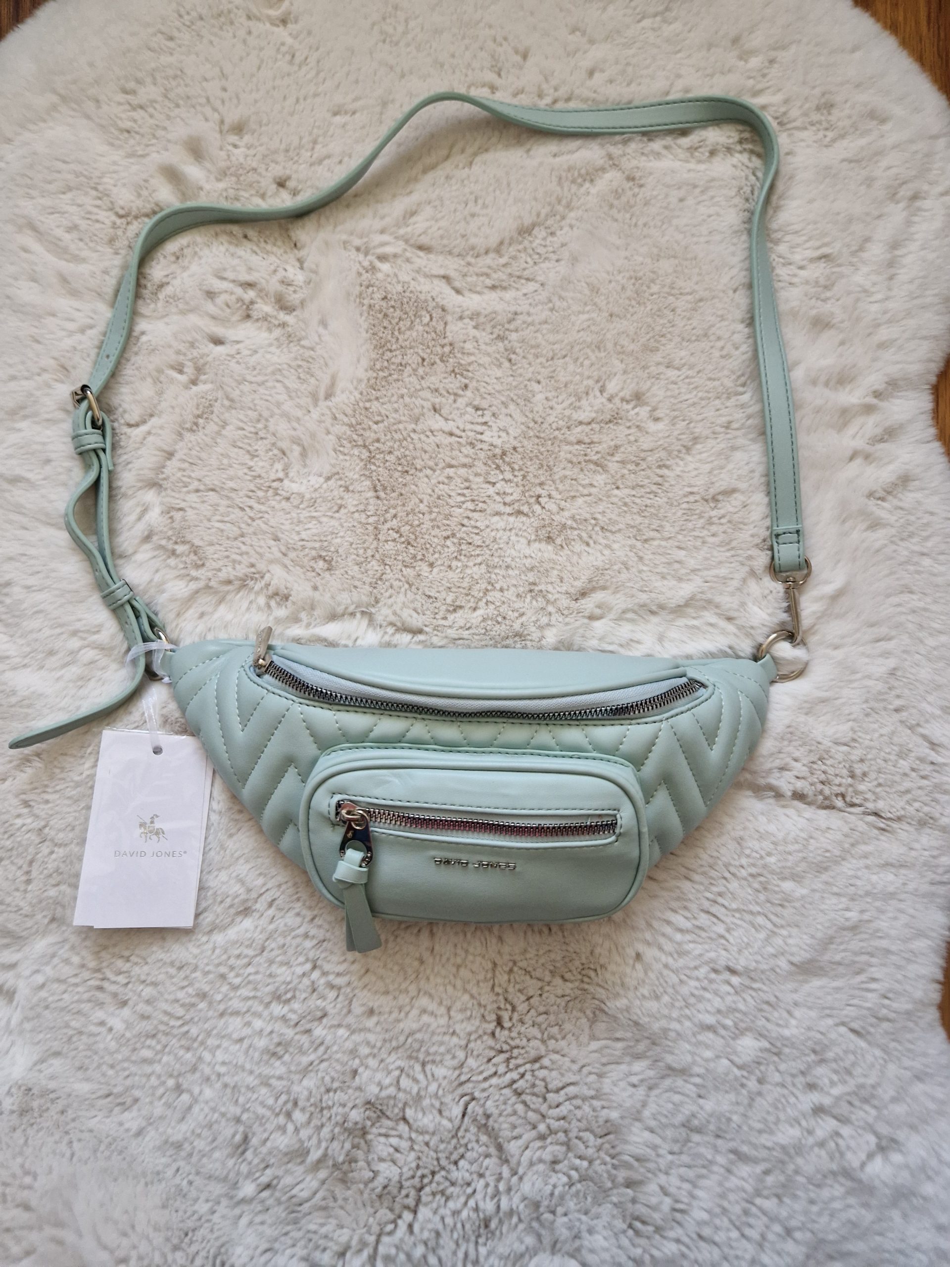 David Jones steppelt övtáska – divatos crossbody táska több színben - Image 10