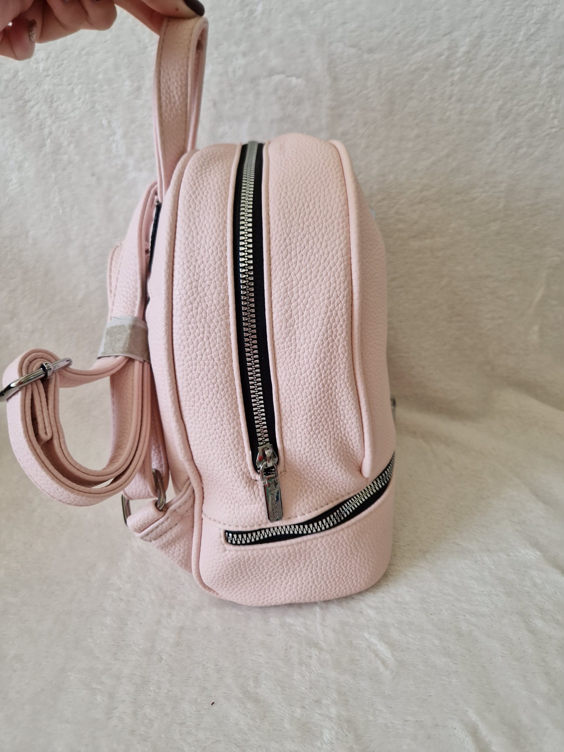 Silvia Rosa kisméretű hátitáska – elegáns női mini hátizsák több színben - Image 6