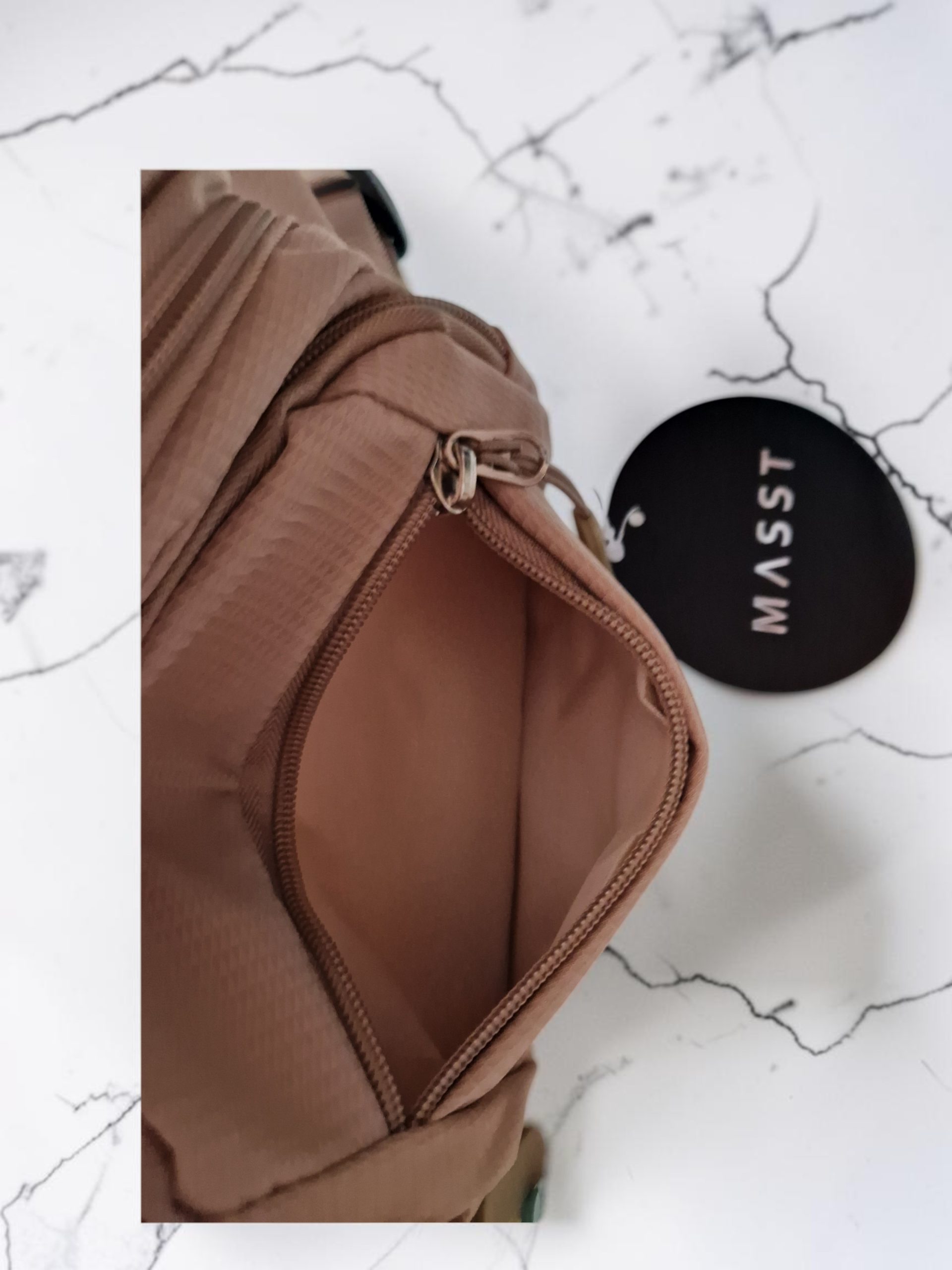 Női övtáska több rekesszel – sportos crossbody táska állítható pánttal, több színben - Image 9