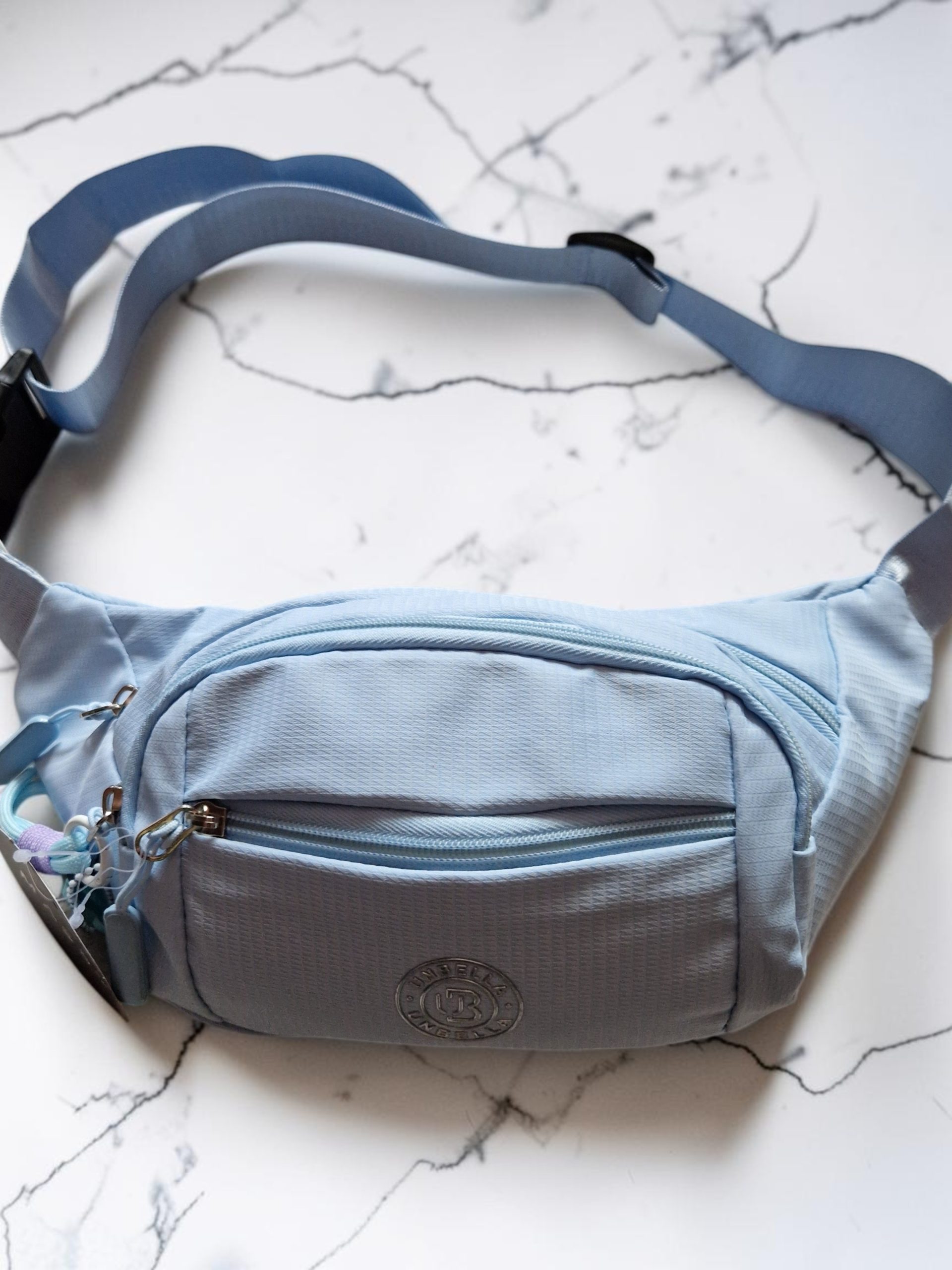 Női övtáska több rekesszel – sportos crossbody táska állítható pánttal, több színben - Image 2