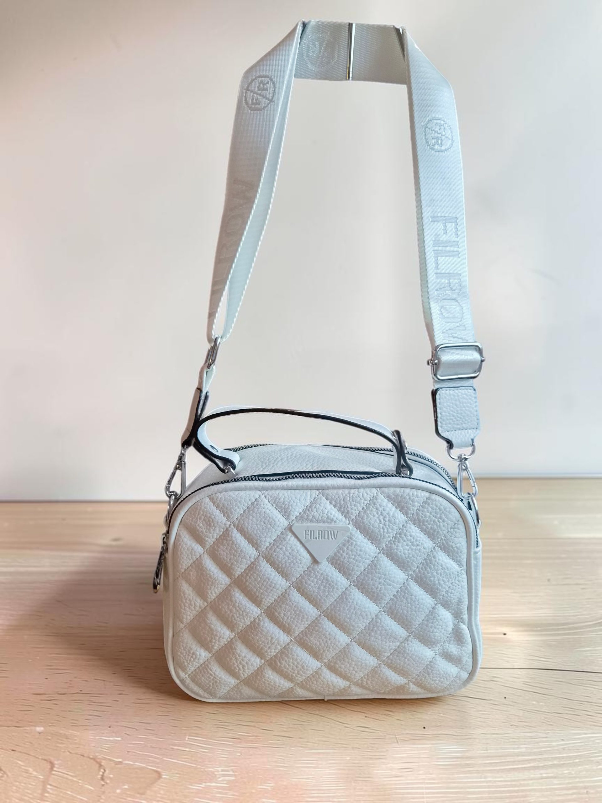 Női steppelt mintás kézi- és crossbody táska